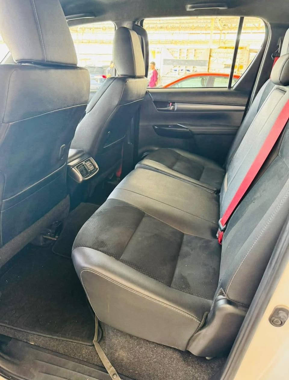 بيع مستعجل  

جي ار هايلوكس موديل 2024  GR سعودي فول الفول 

لون ابيض 

ماشية 37 الف كم 

السيارة جديدة كلش بمعنى الكلمة كفالة عامة شرط الفحص 

رقم كربلاء تحويل مباشر 

مكان السيارة | كربلاء الاسكان 

السعر 420 ورقة وبي مجال 

الشراي يخابرني هذا رقمي 

***********

***********
