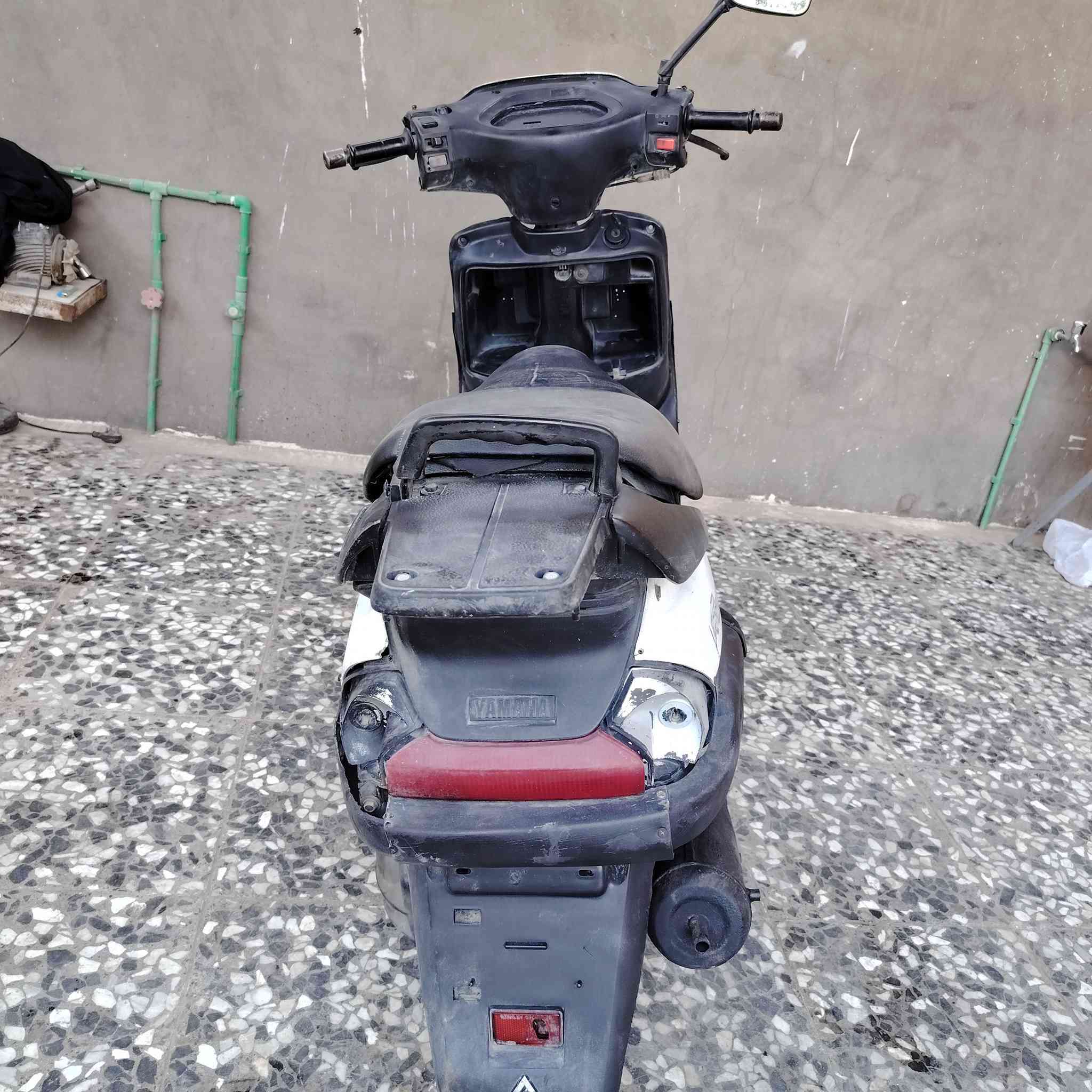 فراشه فحل
مال شغل مكينه شلعه ومعدل شرط 
سعر175 بيها مجال قليل 
العنوان النجف حي العسكري 
*********** شراي اتصل بي واتساب.
