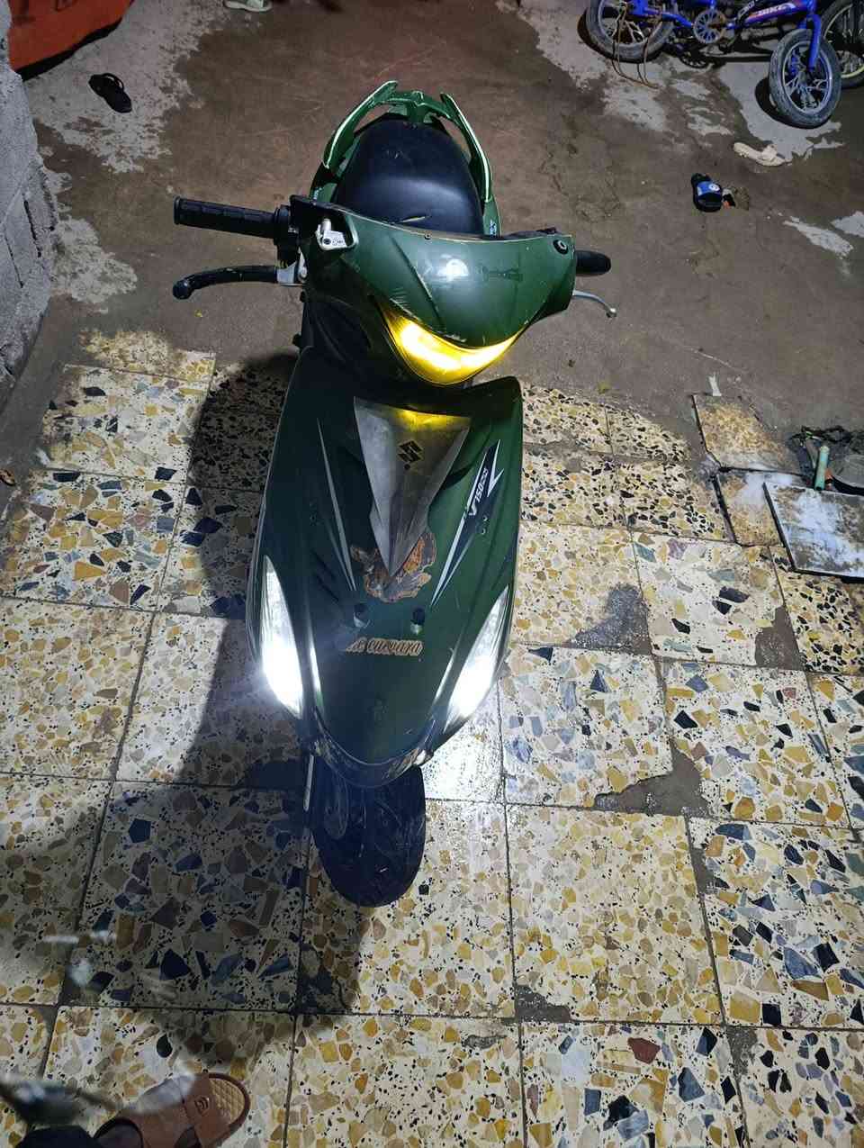 ياالله دراجه ادرس خير من الله كهربائيات والكفرات زينه مكينه حلوه تشتغل سلف نقصه فقط هندر السعر 300وبيه مجال مكاني بحمدان ***********
