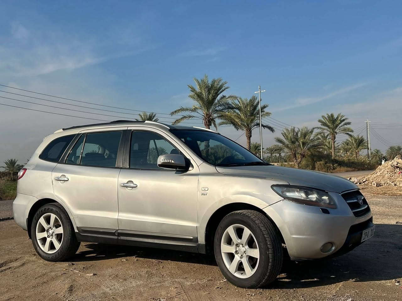 سلام عليكم
سنتافي ٢٠٠٧ للبيع رقم كربلاء مميز تحويل ثاني سياره  (7راكب)خير من الله صدر كهربائيات مكينه كاز انسه شي اسمه صرف التفويله تكفيك سبوعين سياره مانقصها اي شي جاهزه من كلشي وبل عافيه عل ياخذها
السعر 125 وبيها مجال عنوان السيارة بغداد 
***********
