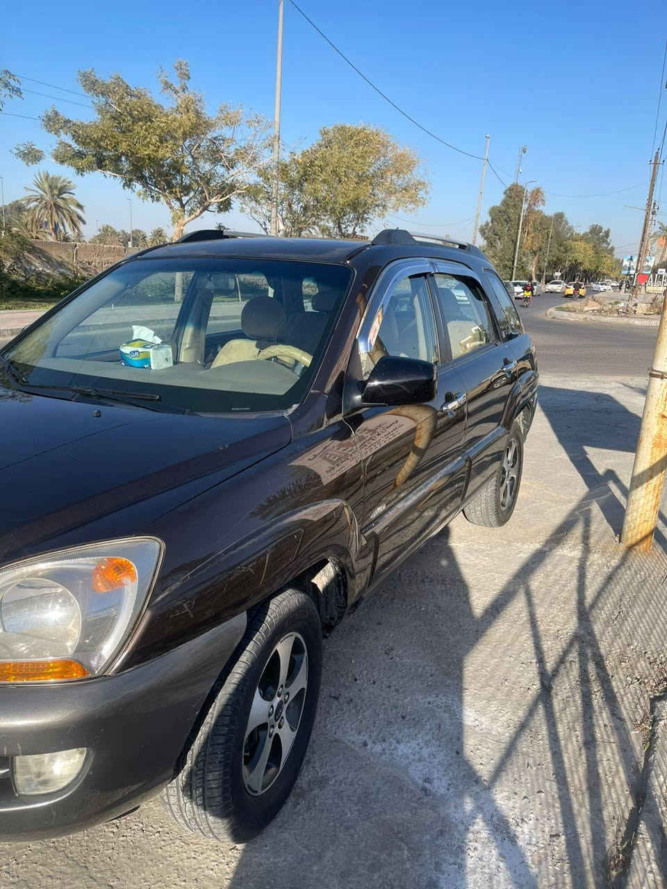 السلام عليكم كيا سبورتج 2008خليجي محرك 2000جديد وكير جديد صدر جديد تبريد ثلج سياره جديه رقم بغداد تحويل شوكت متريد بسمنا مواصفات عاديه تخم تاير جديد ويل كب سعرها 105وبيها مجال مكاني بغداد حي الجهاد ***********
