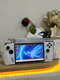 اسوس روك الاي إكستريم ذاكره 512 متوفرات 3 قطع كلهن نضيفات ومكفولات وكا...