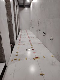 خلفه سيراميك متفرغ  07700306153