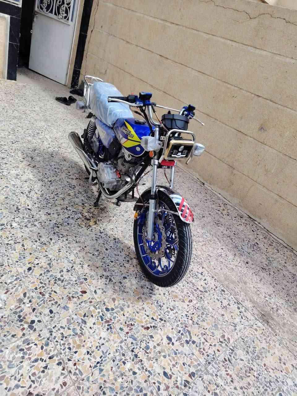 سلام وعليكم دراجه يراني للبيع موديل 25 دراجه نضيفه وحلوه مكاني بغداد تاجي سبع البور السعر 700 قفله الاستفسار ***********
