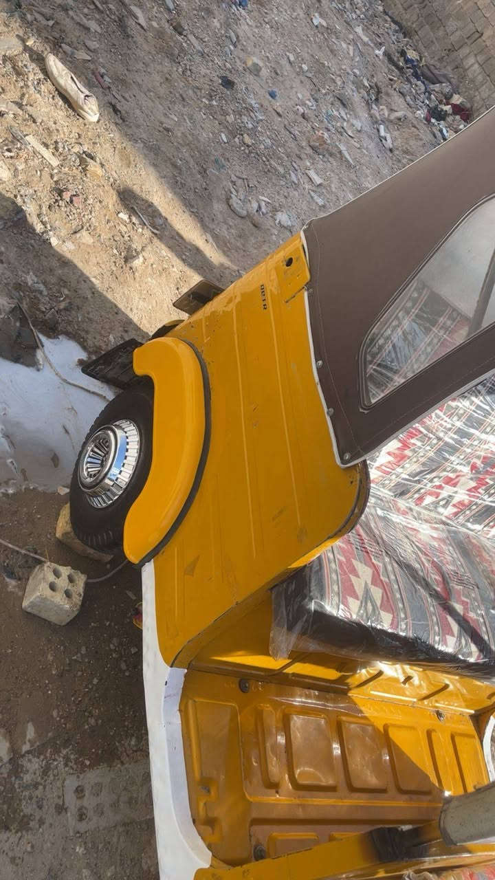 سلام عيكم مديل 19 نازله ب 20 شهر ثاني كفاله عامه عده طخه وره يم جاملغ بارد زغيره وباقي كفاله بدون سيبايه ابيع سعره 6400 وبي مجال شراي مكاني بغداد سبع قصور ***********
