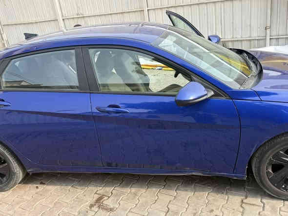 السلام عليكم الانتر ٢٢ حادثها باب وجاملغ بدون دواخل وبيها حالوب ١٣٥ وبيها مجال ***********
