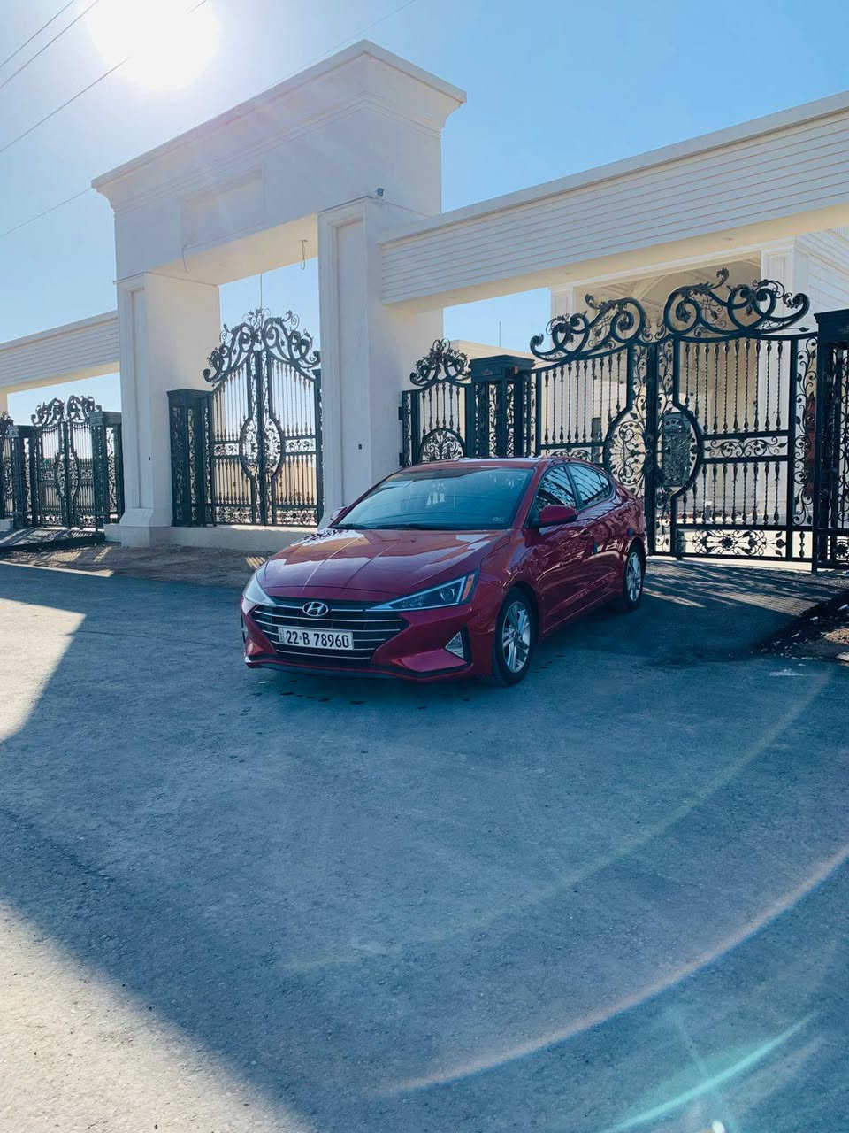 سلام عليكم ورحمه الله وبركاته
مستعجل على البيع 
النترا موديل 2020 امريكي حادث قطعتين جاملغ وبنيد وقطعه كلير يعني 3 قطع شرط بدون داخل  سياره  كفاله من الشخط والبارد والرصعه كير مكينه ممفتوحات جديده كير مكينه حداديه تخم تاير تبريد ثلج تدفئه رقم اربيل تحويل ثاني يوم سياره مال بيت 
بدون أيرباك السياره 

مكينه 2000 دوش
مواصفات
رادار جانبي 
تحكم جهتين 
سستم سماعات 
ويلكب 
تحديد مسار 
قياده ذاتيه
شاشه كاربلي 
كير cvt بلاد ممفتوح
عالي ناصي 
لد زنون 
مكاني واسط صويره 
السعر 118 وبيها مجال بسيط 

***********
