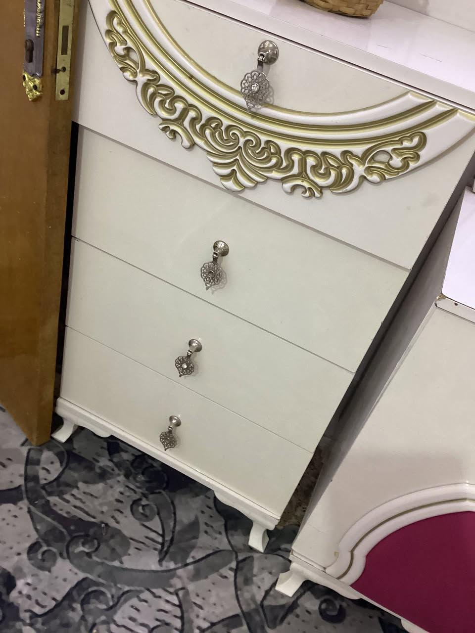 للبيع


**إذا كنت صاحب هذا الإعلان وتريد حذفه لأي سبب، رجاءا أرسل رسالة إلى الدعم الفني**