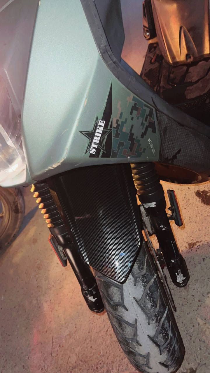 سلام عليكم 
سكنس جبلي اخر اصدار موديل 19 
الدراجه مكفوله كفاله عامه جديده بمعنا الكلمه 
ماشيه 42 
نوزل 
عارضها 2250وبيها مجال 
مكاني بغداد حي القاهره 
***********
