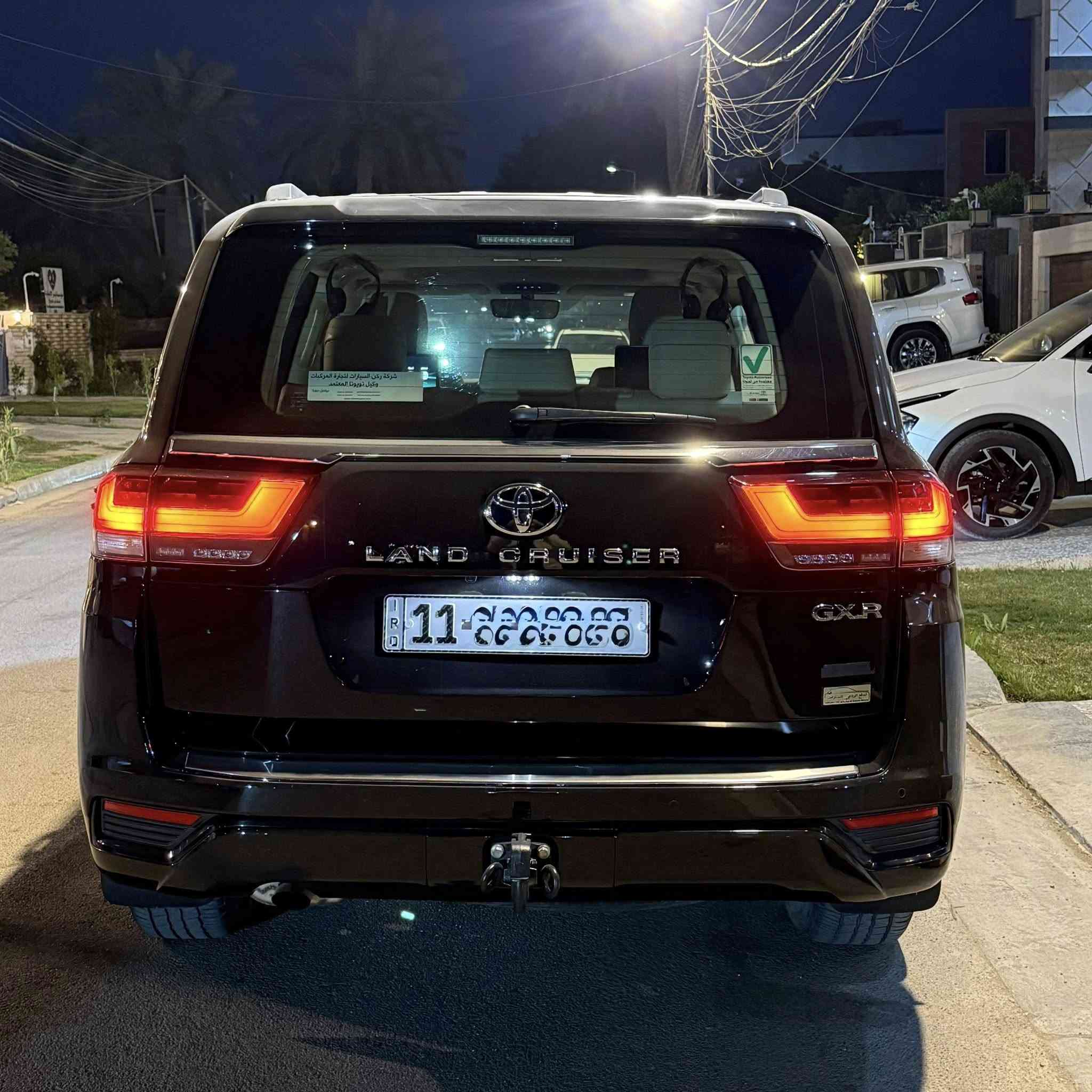 السلام عليكم
لاندكروز 2022 ساز 
GXR
تنفس طبيعي 
رقم بغداد باسمي 
ماشيه 54 الف 
مغلفه PPF ضمان 
والسياره مكفوله كفاله عامه وعلى وضع الشركه
السعر 635
عنواني بغداد زيونه 
***********
