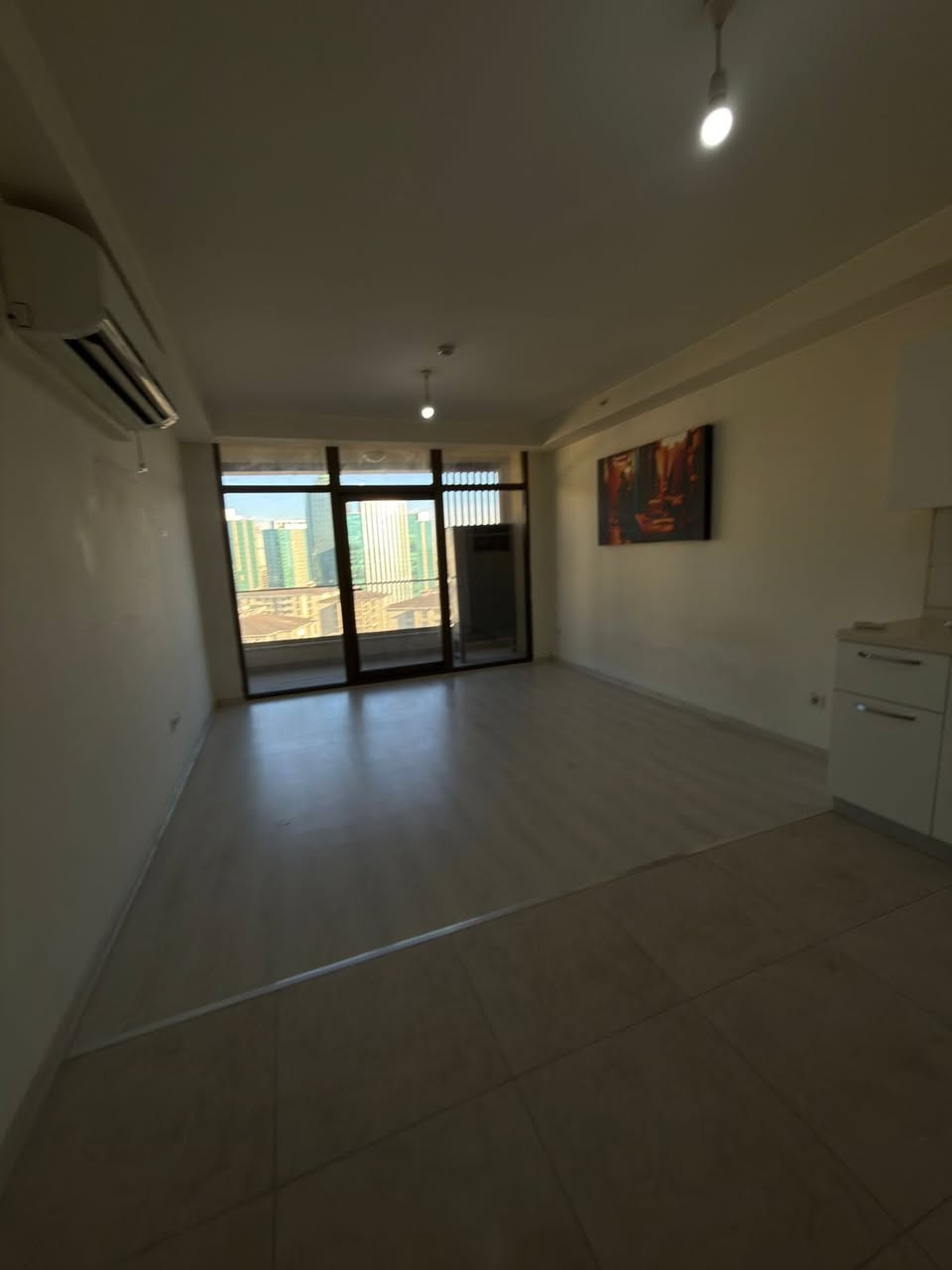 📍Pearl Towers
📐101m
🛋️1+1
〰️Floor 15
📞***********
