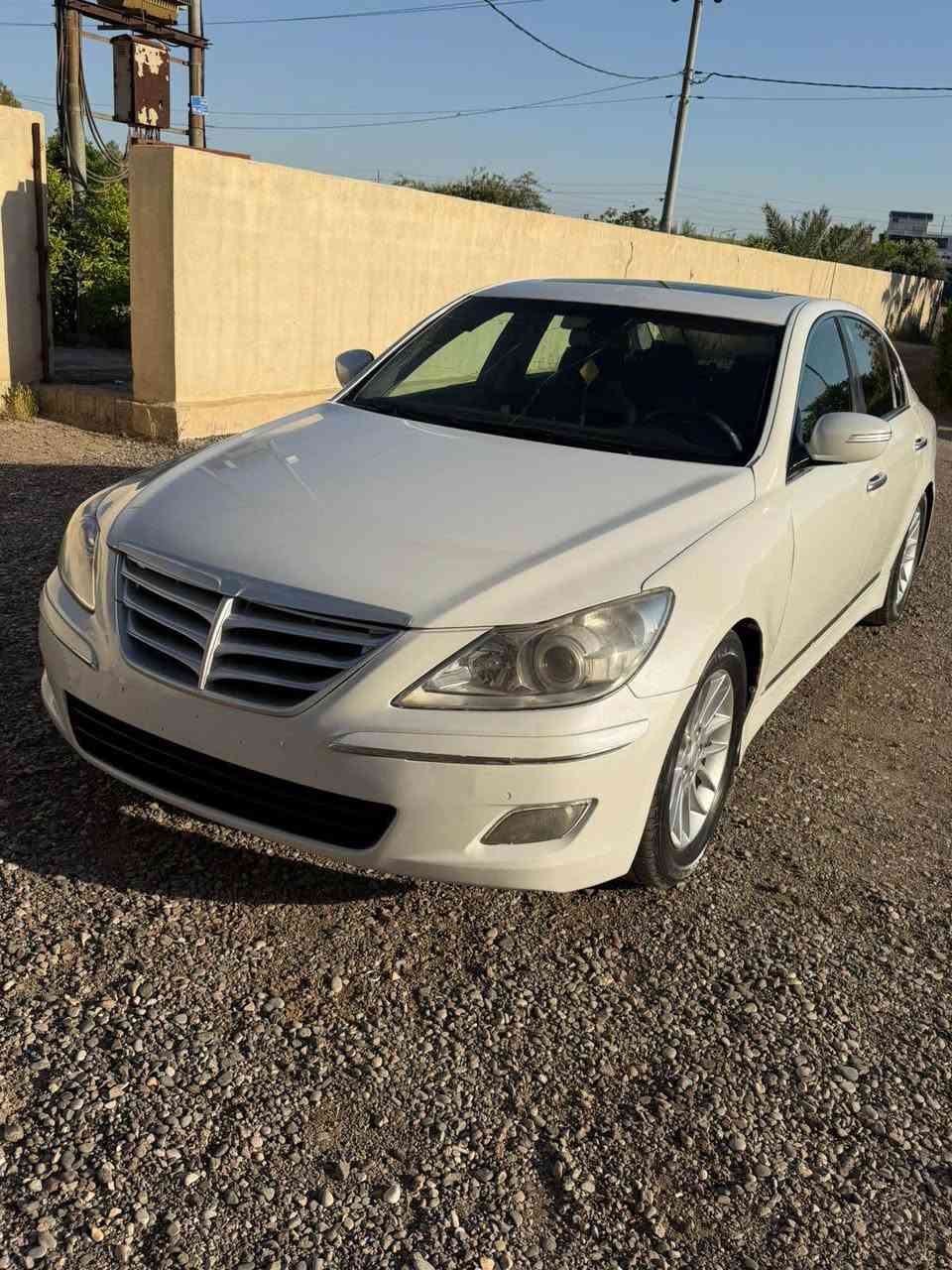 سه رتا به ناوي خواي كه وره هونداي جينسس فول موسفات  بي ليدان يك دوو بارجه سبوخ بي زوري بي داخيلي سياره كه اولياته به ناو ناكري  هيج كيشه يكي نيه كيشه ي حوكومي و مه ده ني به شه رت تنها غرامه ي له سه ره به ناو ناكري  اكه ر مشتري ني سه رم ميشنه هه موو شتيكم نوسيوه 
*********** أربيل, العراق
