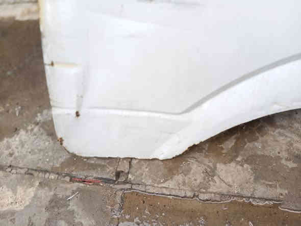 سلام عليكم بيبان 2  مقفلات كاملات هنة وجامهن وبطاينهن مال كية بنكو 3  2700  وبنيد وماصدات وصفاحية  مكان الشعب ***********
