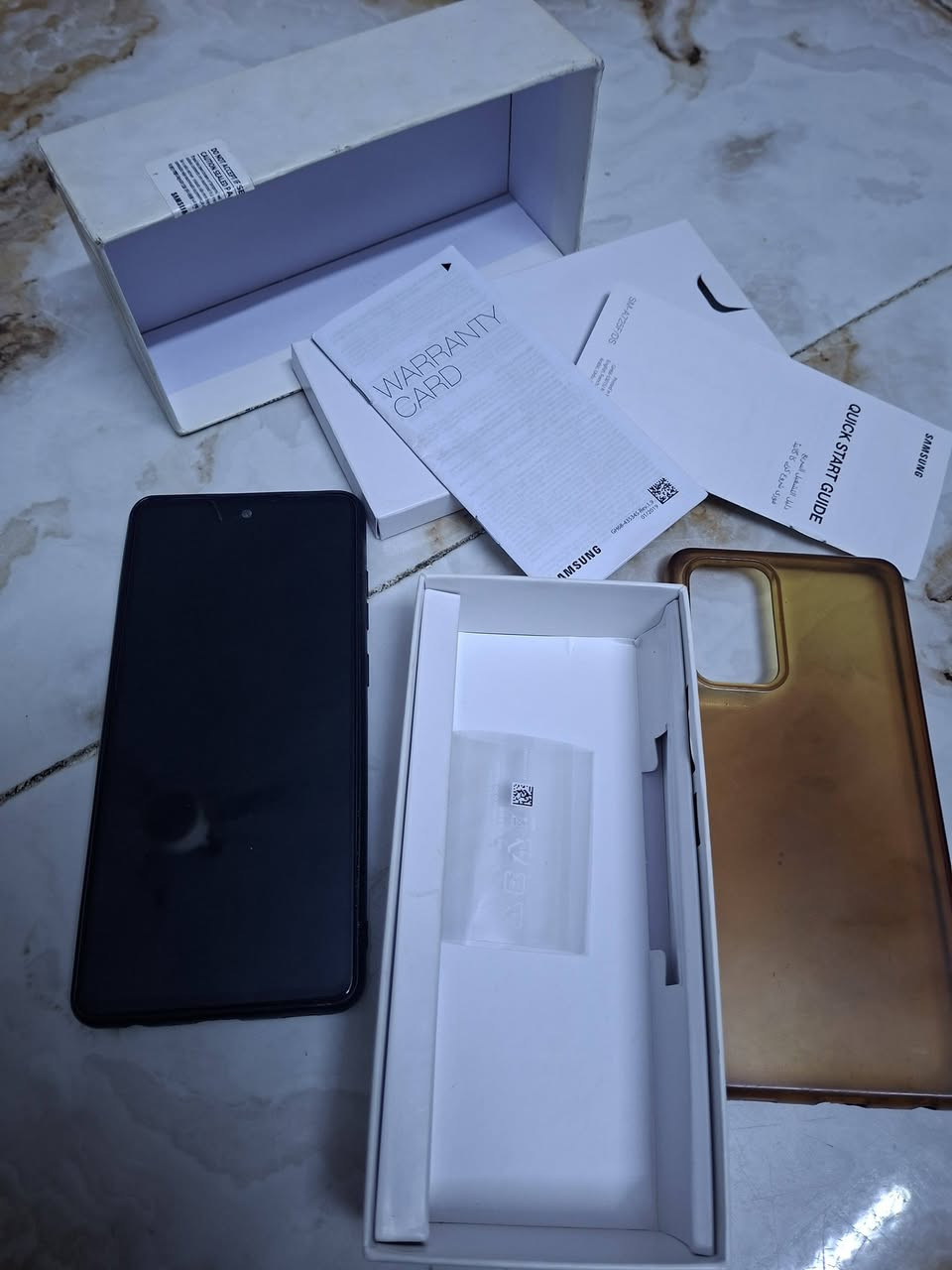 سلام عليكم جهاز A72 ذاكرة 256 + 8 جهاز نضيف ومداخل تصليح أبد وياه كارتون + 2حافضات سعر 230 وبي مجال مكاني بغداد كفائات العبيدي رقم ***********
