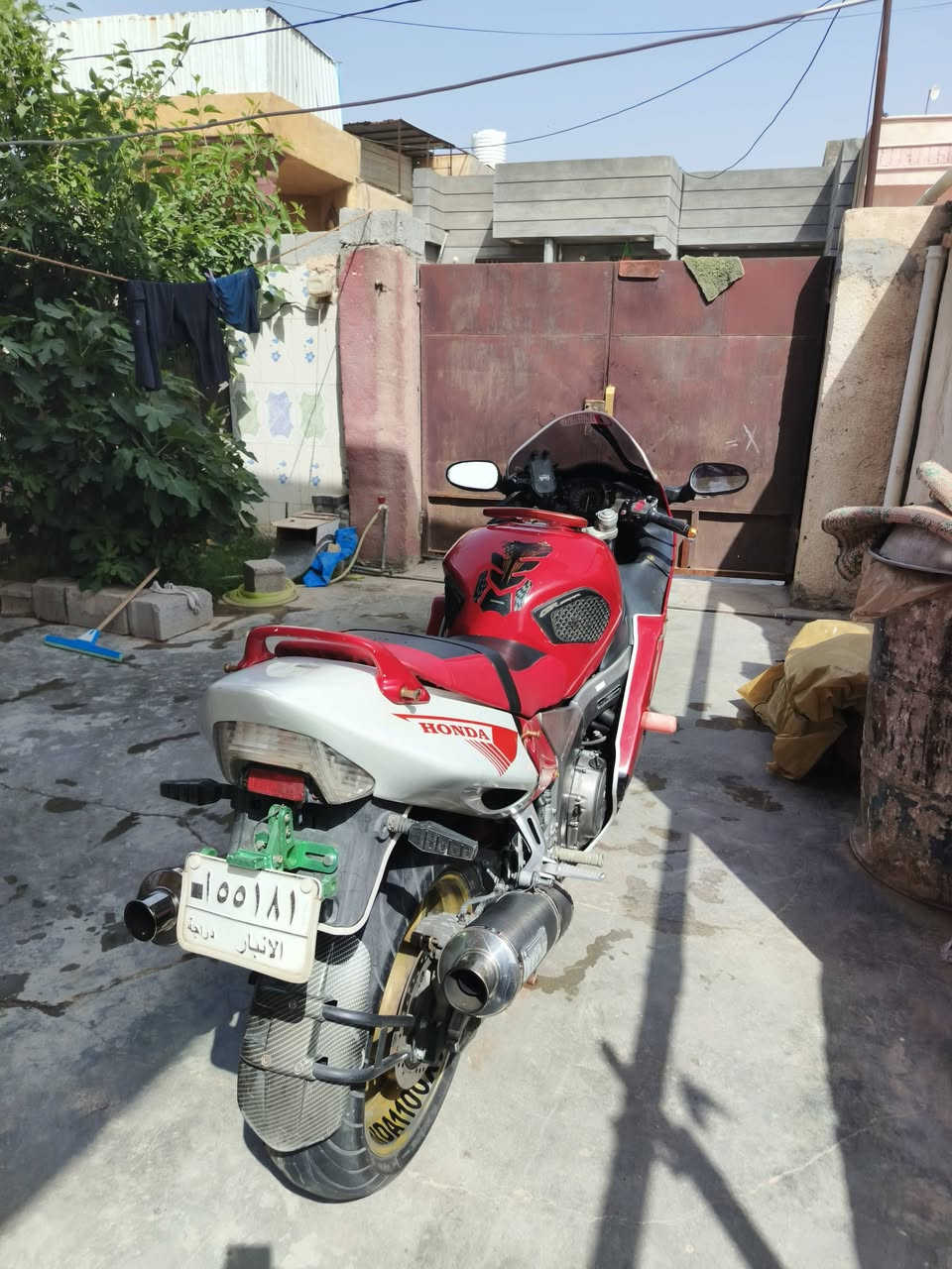 سلام عليكم هونده بلاك بير 1100مكفول محرك وكير  مرقمه وبسمي  دراجه بس جانيه يعرف قيمتهه   شراي يخابر واتساب  سعر سابقن ٣٨ حالين ٣٥ الن عندي ضرف ور د ابيعهه دراجه ترايك*********** البصره

