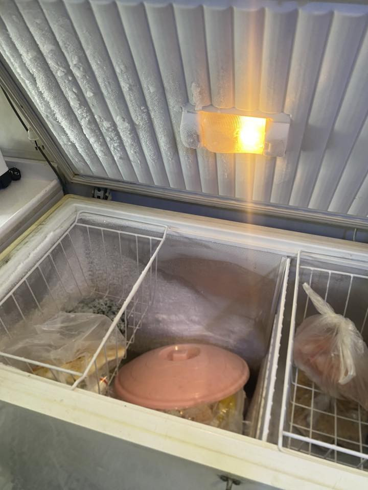 ثلاجه بيكو ومجمده كونكورد كبيره للبيع للتواصل ***********
