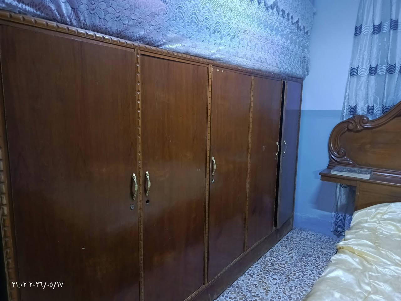 سلام عليكم شباب هاي الغرفه البيع نضيفه خشب صاج درجه اولى غرفه مرتبه قنصور خمس ابواب بيه زاويه مرايه جديده السعر و الاستفسار يجي خاص من رخصت الادمن شكره


**إذا كنت صاحب هذا الإعلان وتريد حذفه لأي سبب، رجاءا أرسل رسالة إلى الدعم الفني**