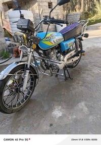 سيفان للبيع موديل 2024 اي نقص ما بي اوراقه كامله سعره 625  رقم 0772186...