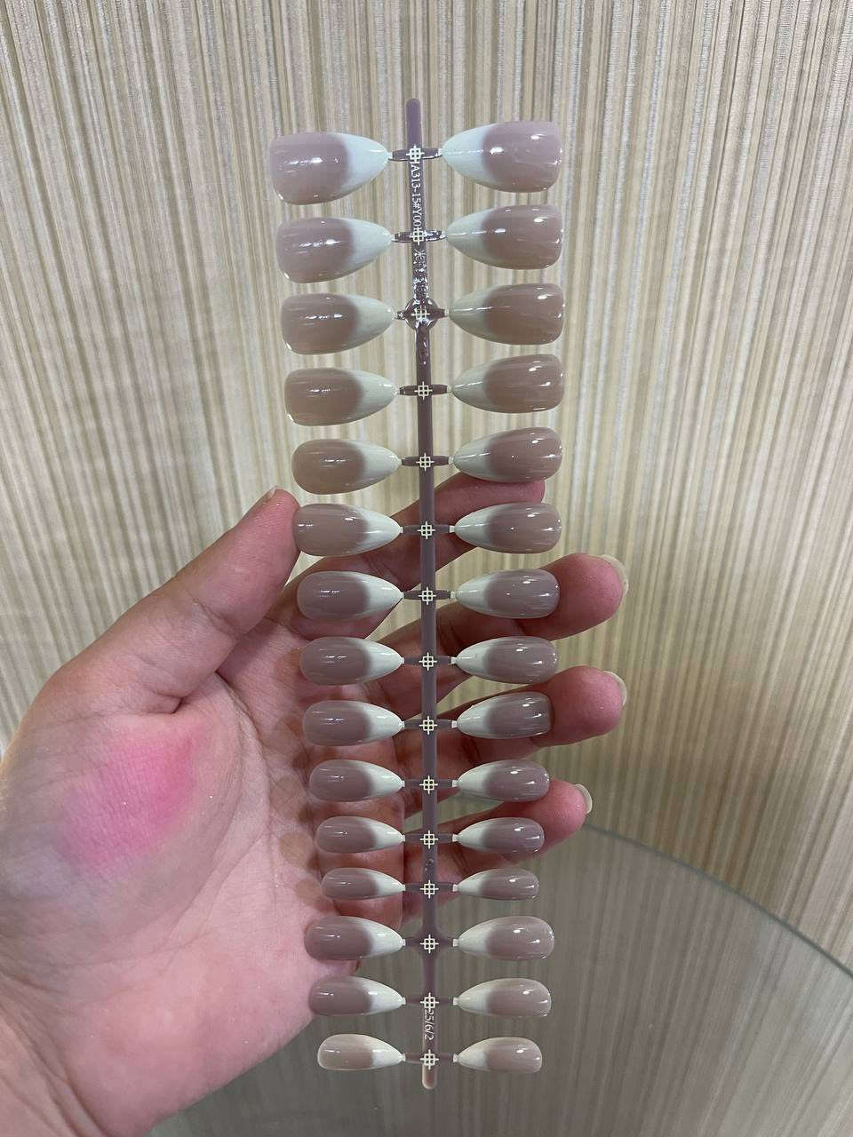 اظافر شي ان موديلات جديدة اظافر لحمية لوزي شريط يتكون من 30 اظفر + هدية ستيكر يكفي 24 اظفر 

سعر شريط 3

رابط الانستا https://instagram.com/store_janeet_shop

📩 للحجز راسلوا الصفحة 
🚚 التوصيل داخل السماوة الفين ، مناطق بعيدة والأقضية 3 
📦 توصيل لكل محافظات العراق : 3


**إذا كنت صاحب هذا الإعلان وتريد حذفه لأي سبب، رجاءا أرسل رسالة إلى الدعم الفني**