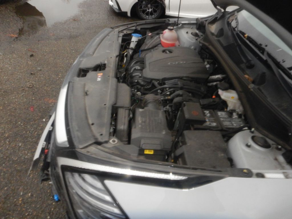 السلام عليكم للبيع سبورتج 23 برستيج
بدون رقم 
ماشية 45 ميل 
بدون ايرباك
سيارة جديدة
صور الحادث مرفقة
تعديل على البارد
***********
