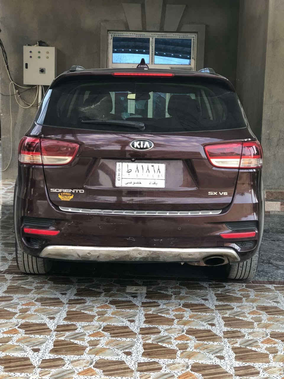 السلام عليكم اخوان كيا سورنتو للبيع السيارة فول مواصفات للئخير 
السيارة اربع كامرات 
الجنطه كهرباء 
السيارة وارد امريكي 
ابيع السياره صبغ و حزام 
السيارة ماشيه 136
مكان السيارة لانبار 
السعر 143 وبيه مجال 
تفاصيل اكثر على هذا الرقم 
*********** 
المحرك 6 سلندر
