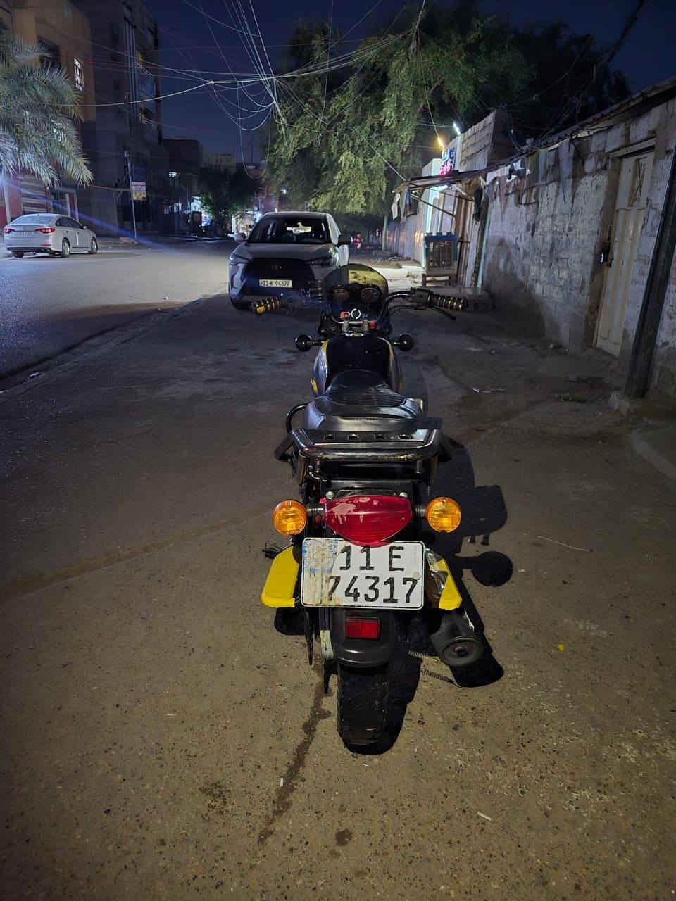 سلام عليكم
بوكسر كلاسك 2021
دراجة جاهزة من كلشي 
مكفولة من التنقيص و التبخير و النضوح
معمر المحرك بالوكالة
بيها لايت زينون و دبل اشارة
السعر 2000 و بيها مجال للشراي 
بأسمي احول ب اي وقت تريد
ه‍:***********
