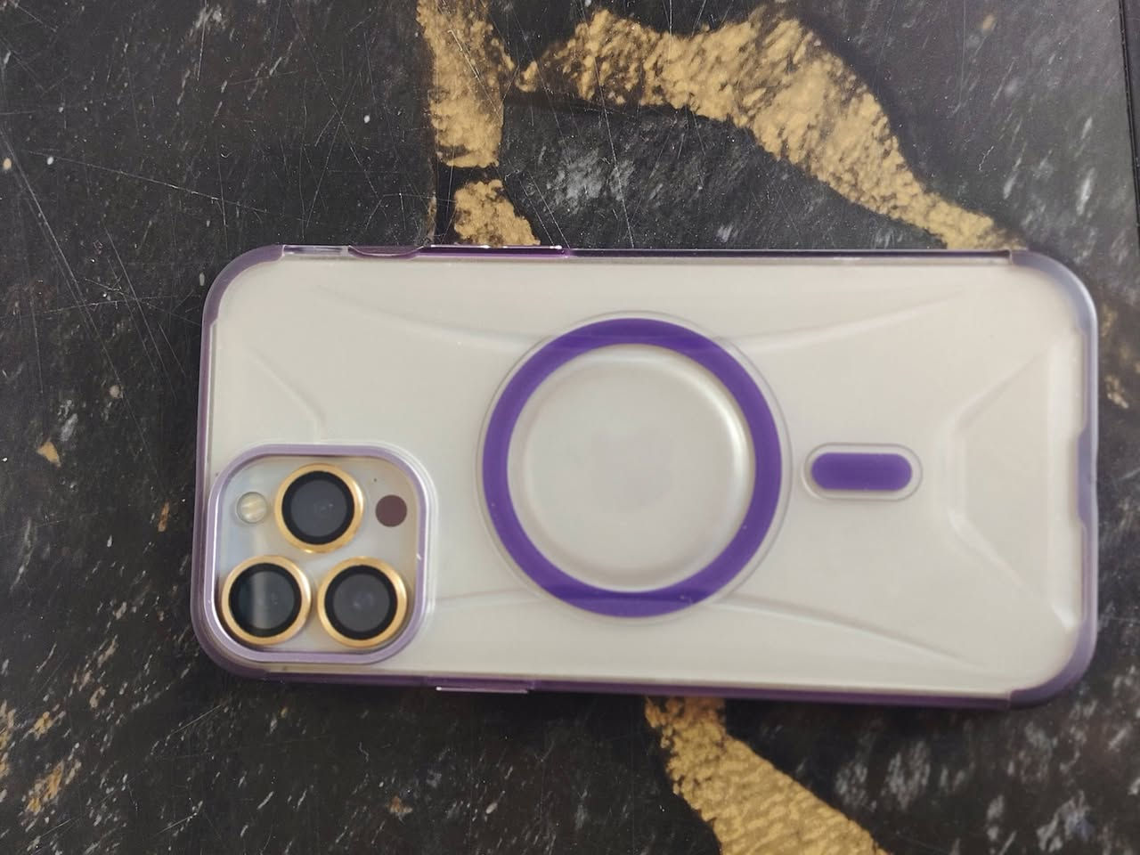 سلام وعليكم ايفون. 13 برو ماكس نضافه 99بل ١٠٠ جهاز مكفول من كلشي  بطاريه ٨٥ وين ميعجبك فحص جهاز مكفول كوت. ***********
