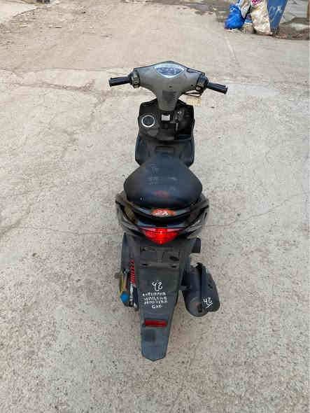 سلام عليكم للبيع دراجه ماكس مضلع حديث نوزل دراجه مال رمبه صارلهة (15)يوم من نازله مكفوله كفاله عامه وجاهزه دراجه ماشيه (10)حقيقي اوراقهة كامله دراجه جديده بمعنى الكلمه سعرهة (900) وبيهة مجال بسيط جدا شراي يتصل على رقم الهاتف (***********)مكاني بغداد الغزالية بغداد
