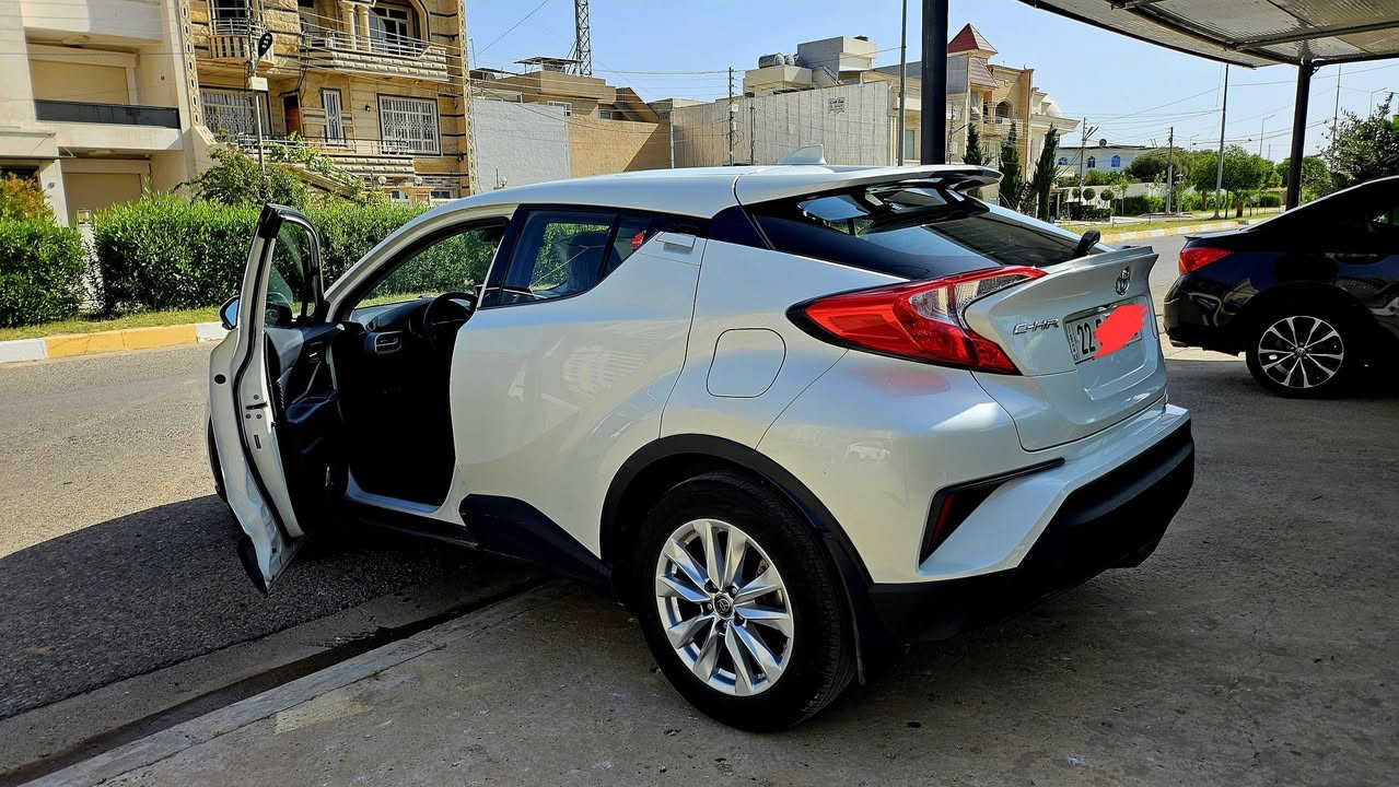 السلام عليكم .. تويوتا CHR ٢٠٢٠ وارد امريكي حجم مكينة 2.0 بنزين فقط مو هايبرد مواصفات XLE جديدة لوك بدون صبغ بدون ايرباك بدون دواخل ماشية ٥٩ الف تخم تاير دنلوب ياباني جديد مابيها مصرف دينار واحد كلشي بشرط رقم اربيل بأسمي ومكاني بأربيل السعر ١٦٥ 
***********

