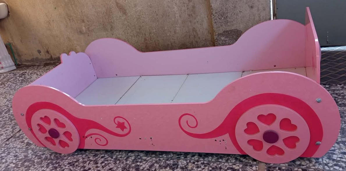 جربايه نفر مال اطفال نضيفه  مكاني نجف حي ميسان سعرها ٥٠ وبيها مجال علوت الفحل رقمي بي وتساب  ***********
