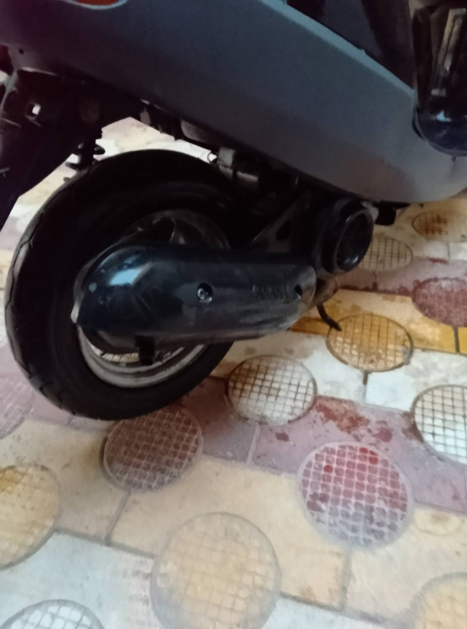 السلام عليك للبيع دراجه بطه 60الدراجه نضيفه شلعتها حلوه هورن شغال نكره هندر ناعمه  مابيها صوت لايت شغال دبل اشاير يرادلهن بس كلوبات ويشتغلن الدراجه حلوه مثل ما بين بل صوره السعر ٢٠٠وبيها مجال مكاني بغداد مدينه الصدر الاورفلي رقمي 
***********
