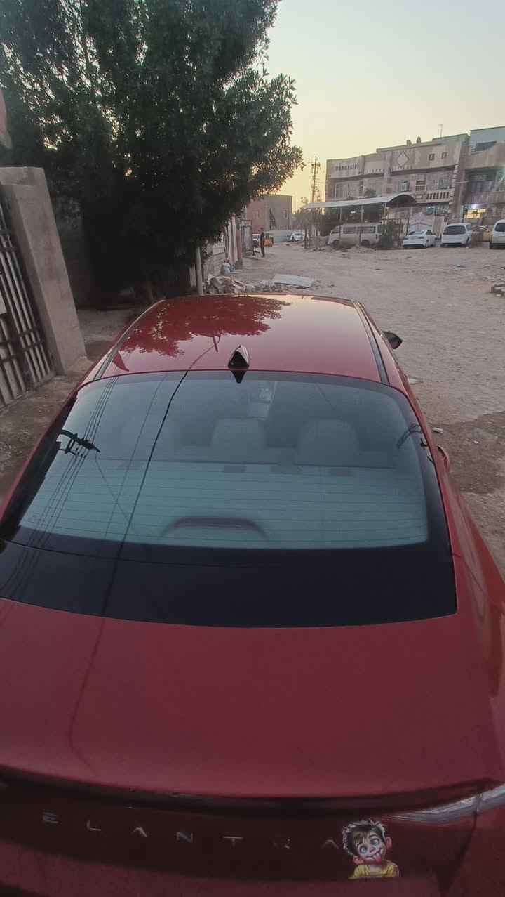 النترا للبيع موديل 2023 . حادث تفصيك لبجم وغراظه جايات وياه تبديل بس دعاميه اماميه وص
رقم بغداد

سعة المحرك 2000 دوش
شاشة ديجتال متصله بالكامل
بصمة تشغيل 
بصمة ابواب 
بصمة صندوق 
تشغيل عن بعد 
رادار امامي خلفي جانبي
مانع تصادم بريك ذكي
مدخلين شحن + اواكس
تبريد منفصل بيانو 
كاميرا خلفيه دواره 
كراسي تدفئه 
حساسات اطارات 
مثبت سرعه 
نظام ترحيب عند الاقتراب 
مانع انزلاق 
دخول ذكي 
نظام قيادة ذاتيه   
زر عرض الكاميرا الخلفية 
سايد بريك بصمه
شحن واير ليس 
   
سعر   145   قفل مكان سياره بغداد مدينت الصدر 
رقم ***********
