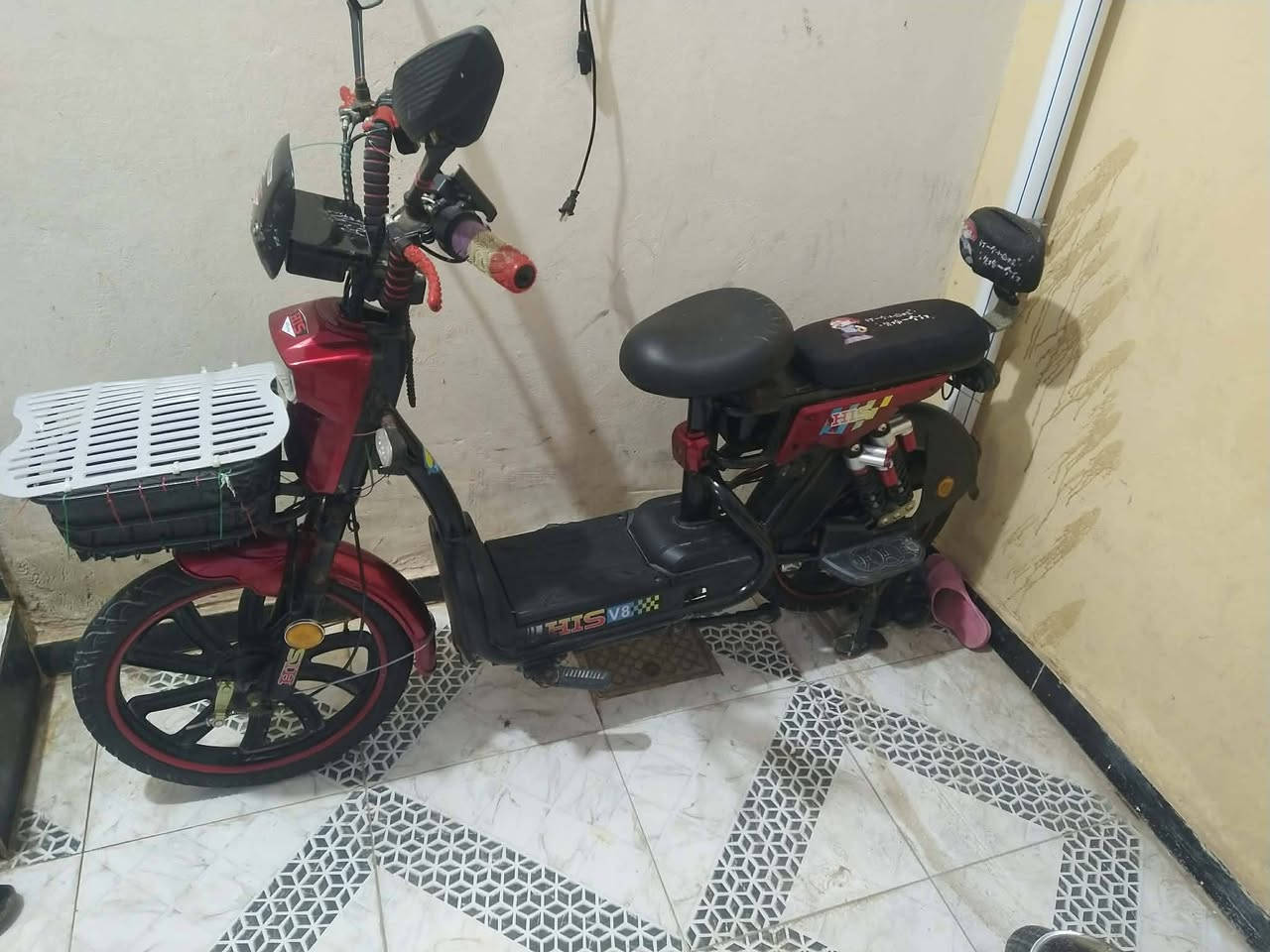 بايسكل شحن اخو الجديد نضيف كلش مابي اي نقص السعر 250 عنوان بهرز الشراي يراسلني خاص


**إذا كنت صاحب هذا الإعلان وتريد حذفه لأي سبب، رجاءا أرسل رسالة إلى الدعم الفني**