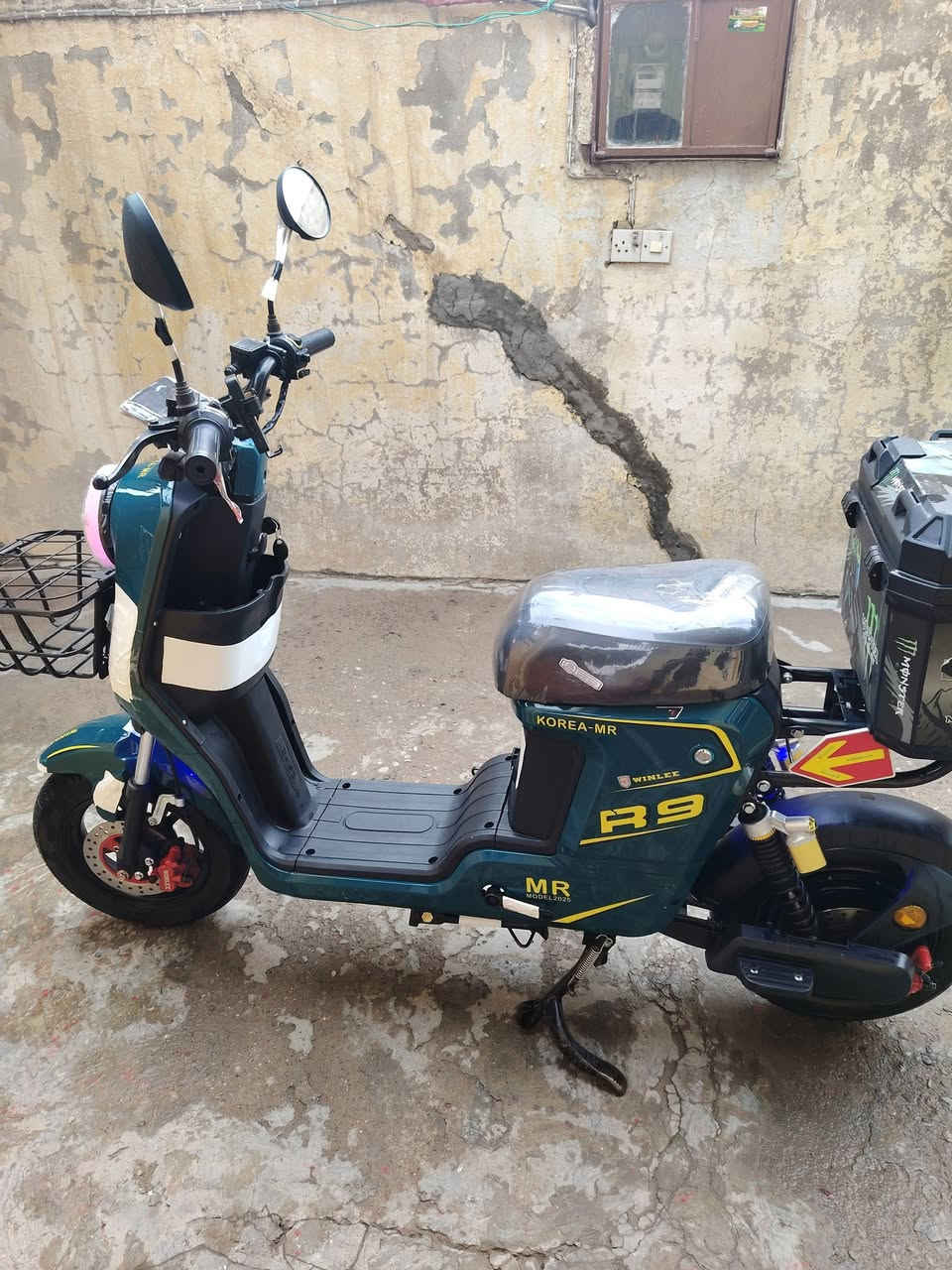 السلام عليكم اخوان ماطور نضافتو 100 من 100 جديد ماطور كلشي ماعوزو شي كدام العين السعر 450 العنوان موصل /***********
