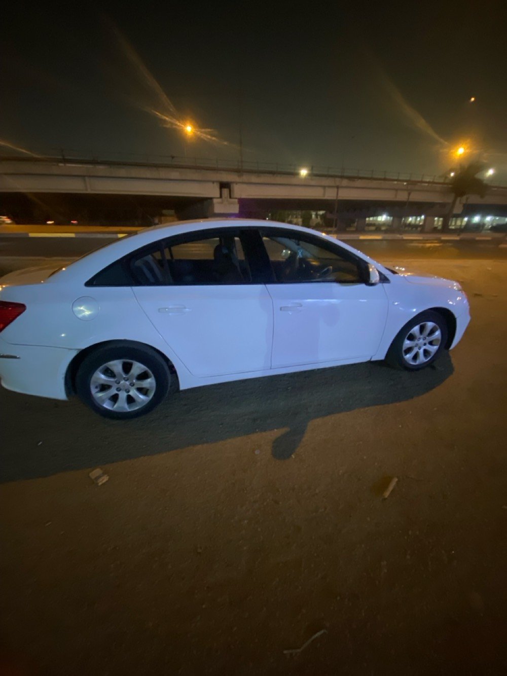شوفرليت كروز ٢٠١٦ خليجي استخدام شخصي بيها ٣ قطع السيارة جاهزة من كل نواحي السعر ٧٥ $