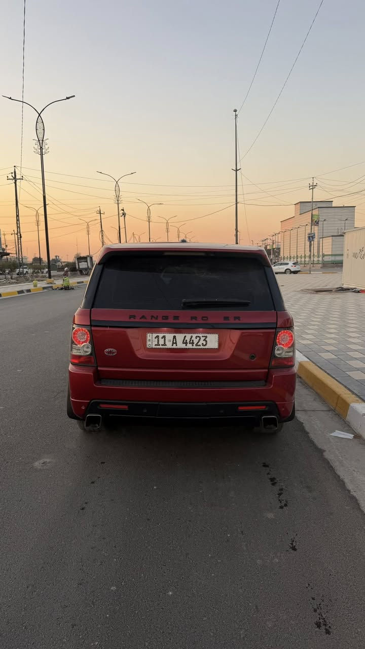 السلام عليكم
رانج روفر سبورت se
موديل 2010 لون احمر 
رقم مميز + رقم جديد+ هزه جديده
مكينة 8 سلندر
مقاعد نص جلد نص شاموه 
تحكم ستيرن شاشة بلوتوث
تحكم مقاعد بصمة
فتحة والمواصفات المعروفة
بيها قطعه وحدة كلير 
سياره ماشية143.000 كيلو
وارد خليجي 
سيارة ما ناقصها أي شي وخير من الله 
مكاني بلديات تقاطع الأمن العامة 
رقمي.***********
سعرها 150 وبيها مجال بسيط

