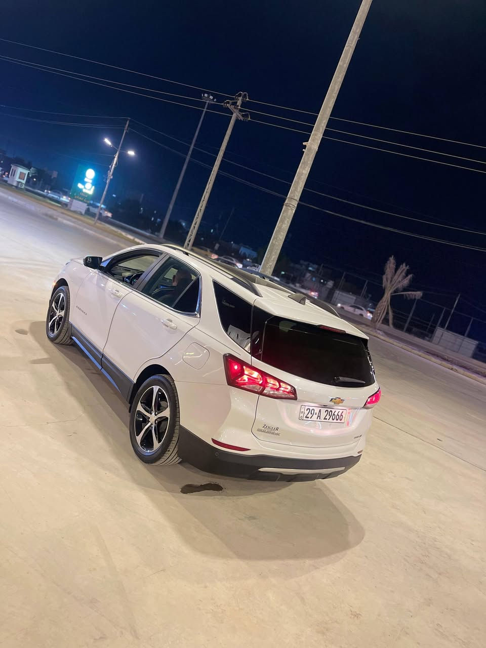 السلام عليكم كوينس فول مواصفات موديل ٢٠٢٣
مواصفات 

فتحه سقف 

حساس أمامي خلفي 

فور ويل

ويل ١٩

كامره دواره

لون ابيض صدفي

بصمه تشغيل

تشغيل عن بعد

توقف ذاتي 

إطفاء ذاتي

رادار 

جنطه شفط

كشن كهرباء

كش تدفئه سونار موجود داخل المنشور

ماشيه ٣٤كم وقابل للزياده 

رقم مميز 

شرط التحويل سياره باسمي 

السعر ١٨٨$ بيه مجال 

العنوان 

كوت مركز مدينه 

رقم الهاتف 

*********** إتصال او واتساب محمد ابو حيدر
