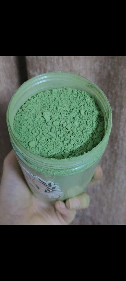 تريدين شعرج كثيف وطويل بس ما تريدين يتغير لونه بالحنه استخدمي السدر ☘️☘️☘️يكثف الشعر ويطوله ويقضي على القشره ويسحب الدهون بالفروه
السدر النوفره سدر عراقي اخذه ورق واني اطحنه طحن ناعم وخالي من الشوائب ما يلزك بالشعر


**إذا كنت صاحب هذا الإعلان وتريد حذفه لأي سبب، رجاءا أرسل رسالة إلى الدعم الفني**