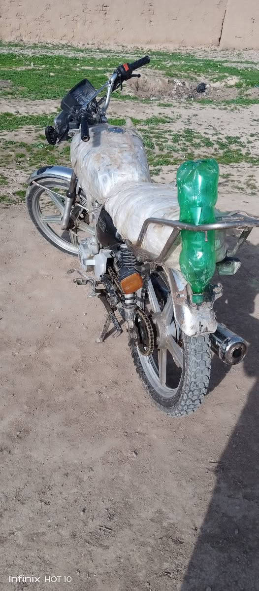 دراجه للبيع خمسه 5كير محرك مامفتوح فول نشاط السعر250 وبي مجال مكاني حويجه الكاضميه***********
