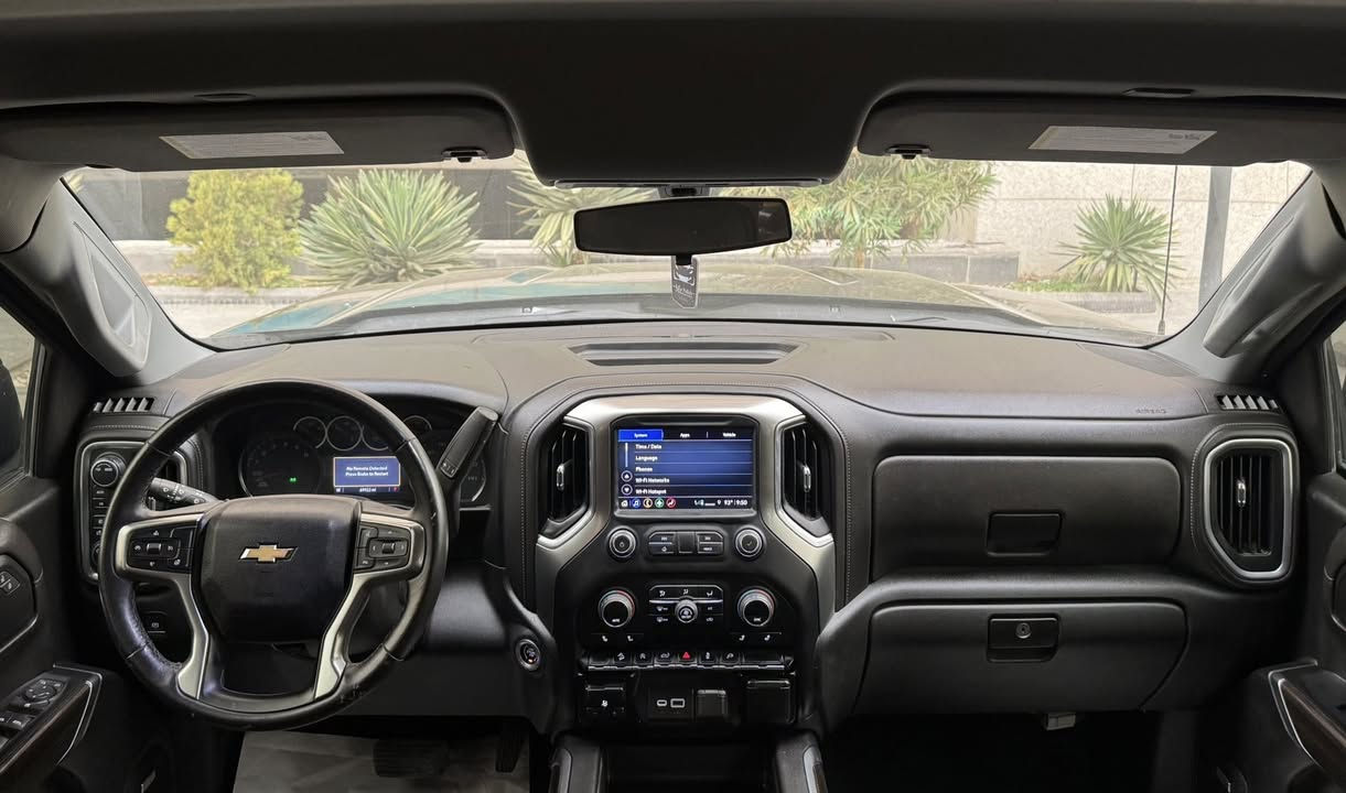 CHEVROLET SlLVERADO,K1500 RST,Z71
سعر حلو مميزه 289ورقه بي مجال 
سياره المهمات المستحيلة 🔥
النوع : سلفرادو  RST فول Z71 من القطع المحدوده في العراق تزويد شركه PRO COMP الامريكيه 
رقم شانصي  1GCUYEED1NZ143299
موديل : 2022‎
ماشية :69 mi
مكينه 8 سلندر  5.3 لتر 
بصمه ابواب 🫆
جنطة كهرباء🔌
تعديل صوت الاكزوز من الشركة رياضي كلش حلو 🔥
تشغيل عن بعد 🔔
كشنات تدفئه + تبريد 🧊🌨️
اناره بلبدي 💡🔦
اناره بلمري🔦
نقط عمياء بلمري✅
ليدات اماميه خلفيه
شاشة كبيره 🖥️
كامرتين خلفية
كامرات خمس من كل جانب محيطية✅
بلوجكتور زنون بلاد
تحكم ستيرن جهتين 
ستيرن هيتر 
سايد بريك دكمة ⚪️
صاجات 
نظام اطفاء
قطعتين تبريد 
باب طويله ✅
بدي قصير  مرغوب 🔥
اناره داخليه LED 
خمس الوان ممكن تتغير لون الاضاءة الداخلية
ساعه ديجتال بالشاشة 🔥
نظام خرائط ملاحة وكار بلي
رادار امامي وتحديد مسار
رادار خلفي ومنبه توقف اصطدام 
جامه خلفيه كهرباء ✅
السيارة جديدة جداً ومميزة من حيث الاضافات والمواصفات وبعد بيهه هواي مواصفات .
سيارا جاهز فحص هزه 100/100
عنوان سياره 📍اربيل 
📞الاتصال زين ***********
📞كورك +واتساب ***********
