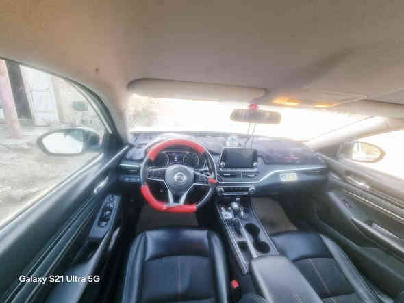 نيسان اليتما ٢٠١٩ SR

فول مواصفات عدا الفتحة 

صور الحادث بالمنشور 

جاملغ وباب خلفي رش ونص باب السايق رش فقط 

ماشية ٩٦ مايل 

بدون ارباك 

سيارة جاهزة 

مكينة كير كفالة 

صدر جديد 

رقم بغداد انكليزي الجديد 

هزة جديدة 

السعر ١٤٥  وبيها مجال 

مكان السيارة ديالى المقدادية 

تلفون ***********
