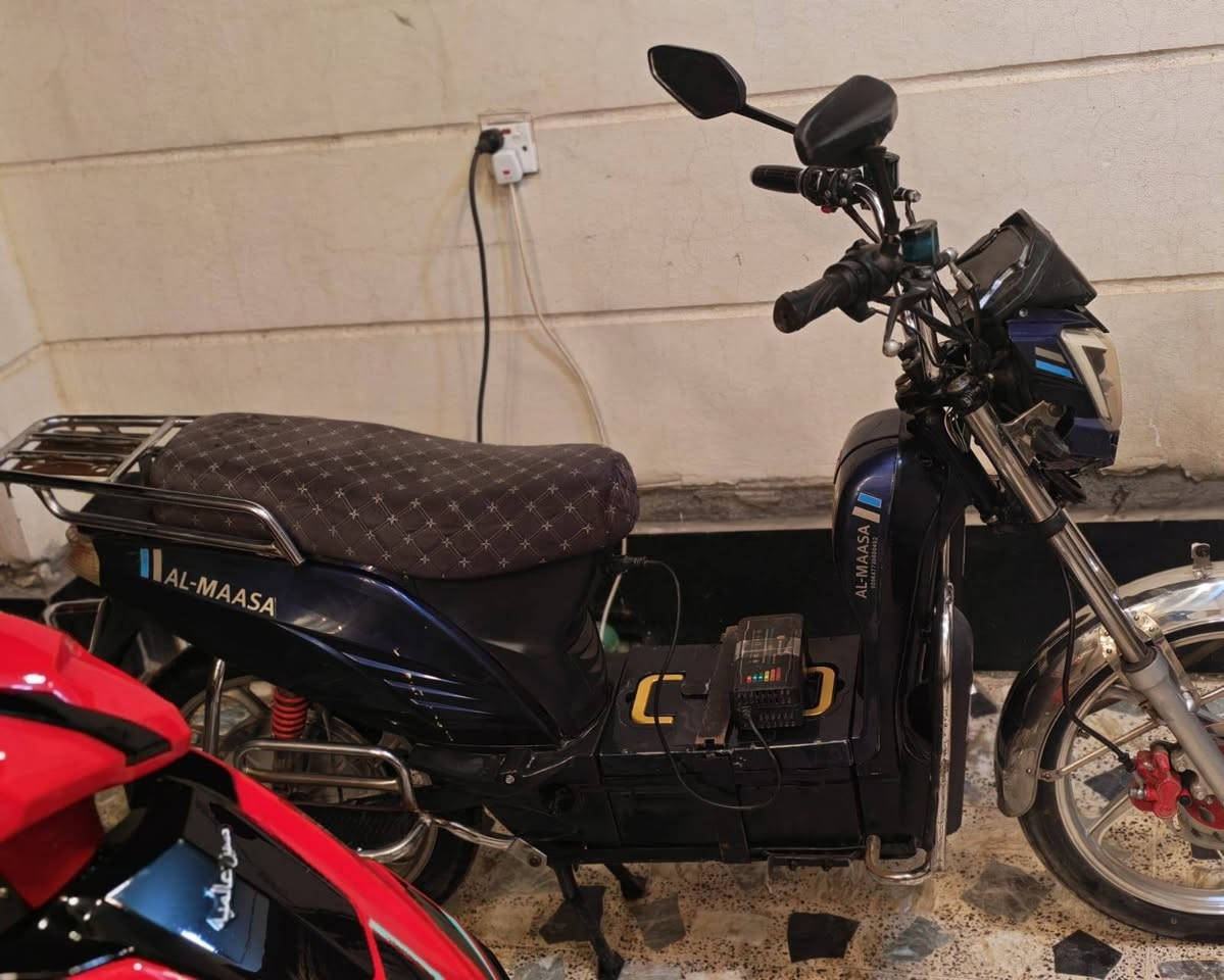 دراجات شحن نوعياتين 
سكنس حديث 
عدد البطاريات ٦
بطاريات فول ع فحص
نضافة كدام عينك
 دراجة مستخدم 
السعر سكنس
السعر  خاص   بي مجال 
 _________________
هارلي نوعية الماسة
بطاريات فول ع فحص
دراجة مستخدم 
عدد البطاريات ٥ 
 سعر خاص بي مجال 
العنوان مقابيل المول الفلوجة
رقم الهاتف ***********
***********
