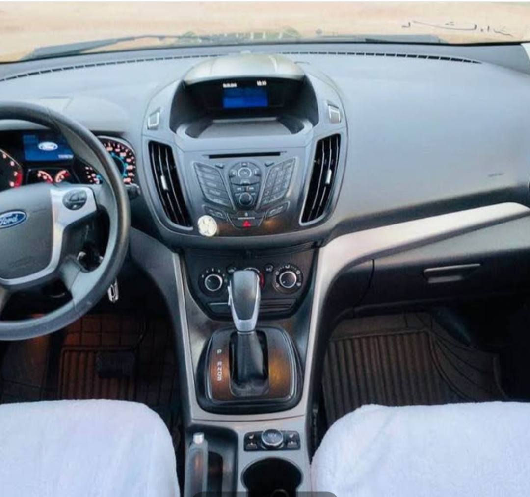 فۆرد اسکایب مۆدیل 2015 فول مواصەفات دوپارچە بۆیاغ بێناو گرتن نرخی 97گەڵاو کەمێک مەجال              *********** السليمانية, العراق
