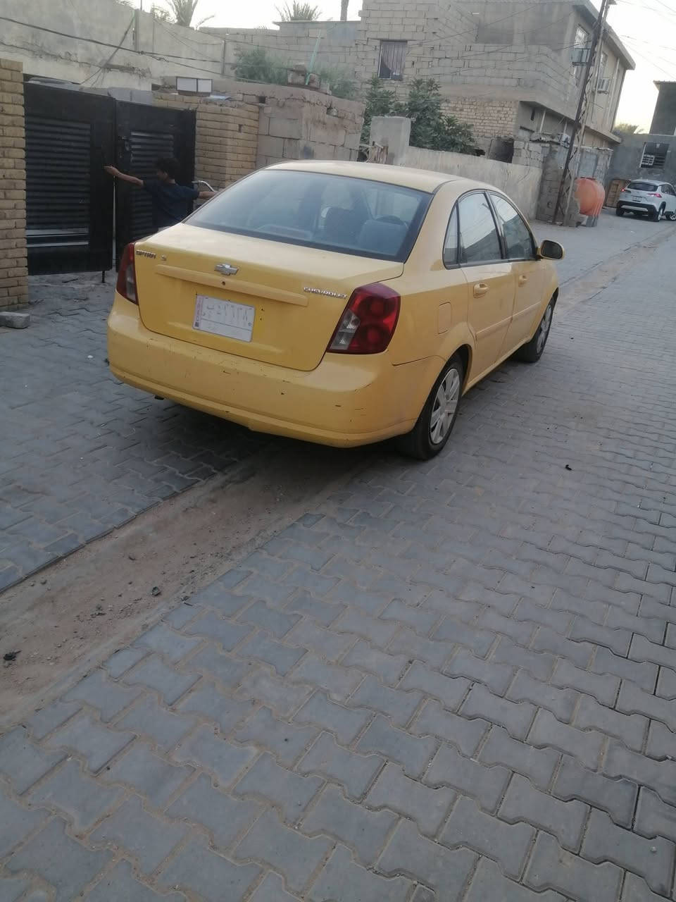 بسم الله نبدي
من رخصة الادمن 
سيارة اوبترة موديل 2012 الشركة العامة باسمي محرك كير جيد جدا تخم تاير تبريد ثلج صدر جديد بيها جاملغ امامي وبنيد امبدل بدون دواخل تجي تفحص بعينك مصفرة هيىئة اوغرامات رقم بغداد مكانها المحمودية هاتف مع واتساب ***********

اتصال ***********
