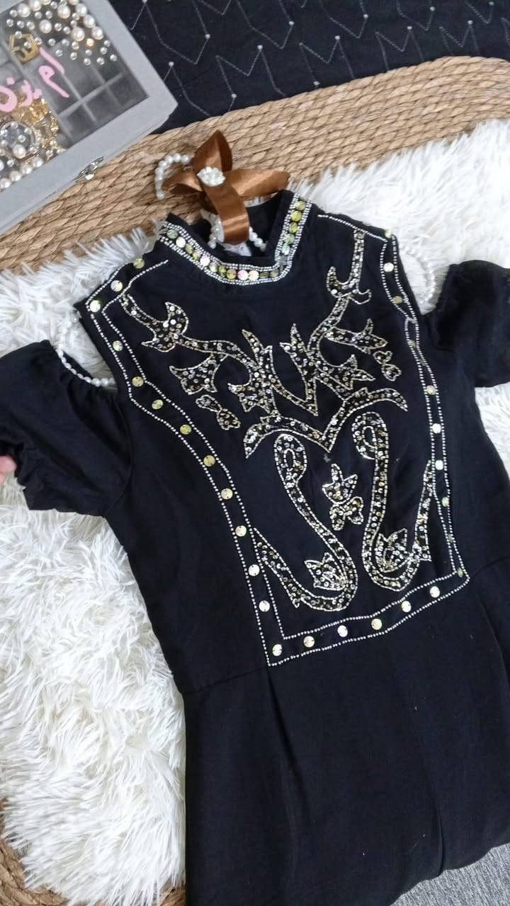 سلام عليكم  القياسات والسعر اسفل صوره توصيل متوفر


**إذا كنت صاحب هذا الإعلان وتريد حذفه لأي سبب، رجاءا أرسل رسالة إلى الدعم الفني**