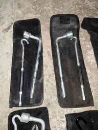 منفاخ ياباني تفصيخ حاويه ٣٠  جك كبير ١٥    سيارات عاليه فقط ١٢٠٠ حجم  ...