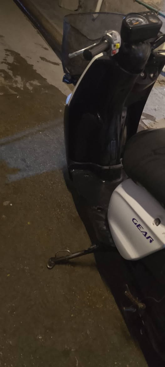 السلام عليكم .
بيكم نوزل فحل للبيع مانقصه برغي شوفت عينك فقط دبلات اماميه وقبق اشاره مكينه مكفولع كفرات جدد بلاديه الستانه الخلفيه مكسوره نص بيه ونص بره كفر راديتر موجود بس ماشاده كهربائيات شغاله
السعر 400 وبيه مجال
المكان مسيب
الاستفسار ***********
