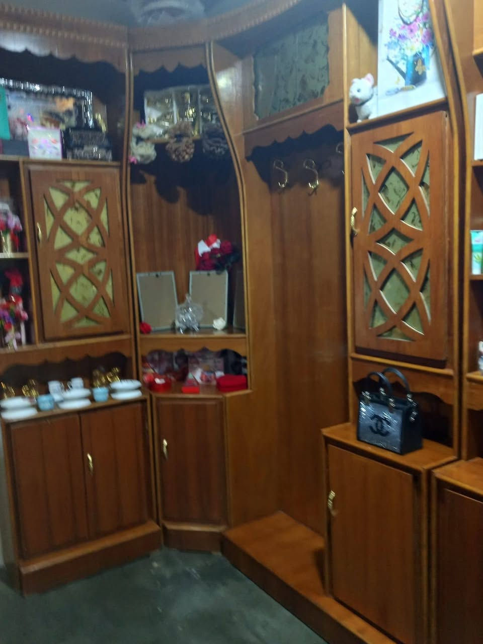 سلام عليكم غرفه صاج عراقي اصلي البيع سعر 850 وبيه مجال قليل الاستفسار ***********
