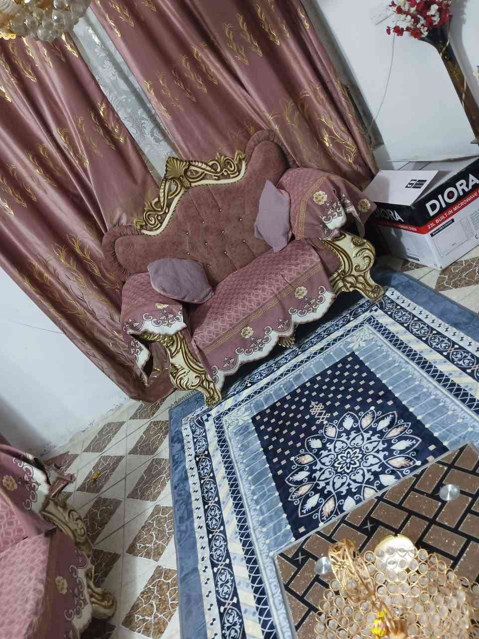 سلام عليكم تخم عشر مقاعد البيع اي كسر مابي ملكي رايده 350بي مجال مكاني بغداد جزيرة 🏝بغداد السياحيه
***********
