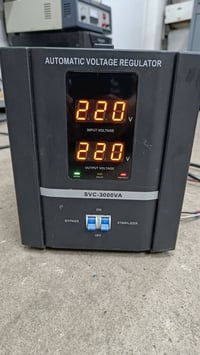 رافع قدرة لسبلت 2طن شرط النظافه السعر 80  الاسكان 07831317290 واتساب